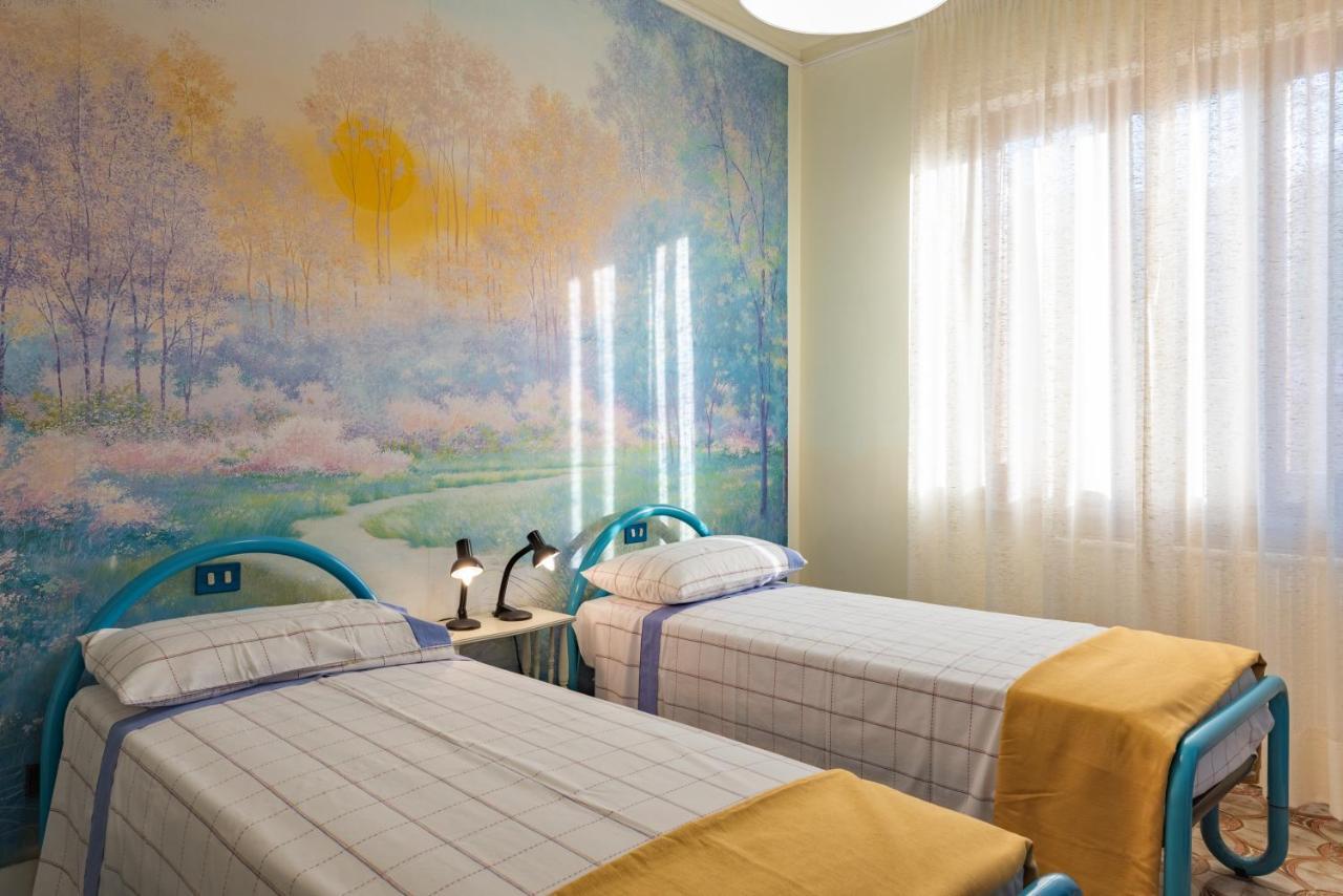 Apartment Holiday Versilia กาไมโยเร ภายนอก รูปภาพ