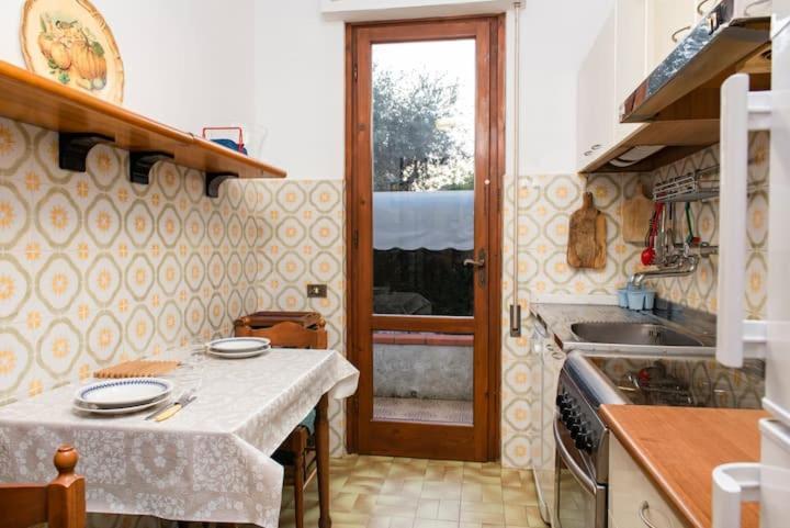 Apartment Holiday Versilia กาไมโยเร ภายนอก รูปภาพ
