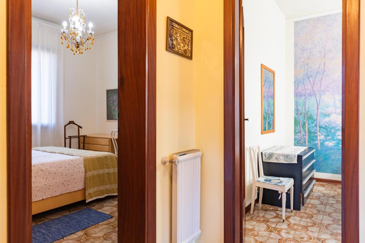 Apartment Holiday Versilia กาไมโยเร ภายนอก รูปภาพ